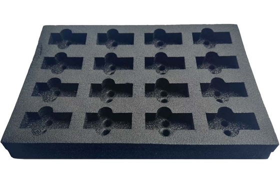 Op maat gemaakte antistatische IXPE-schuim ESD Blister Packaging Zwarte schuim