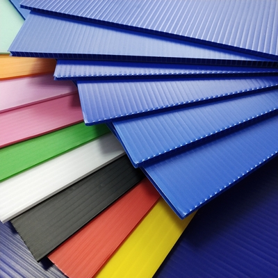 ESD PP gegolfde plaat antistatisch plastic holle plaat doos herbruikbare PP doos