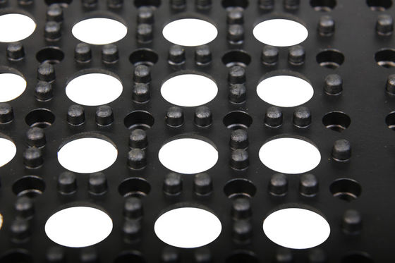 Vergrendelingsmatten tegen vermoeidheid met gaten